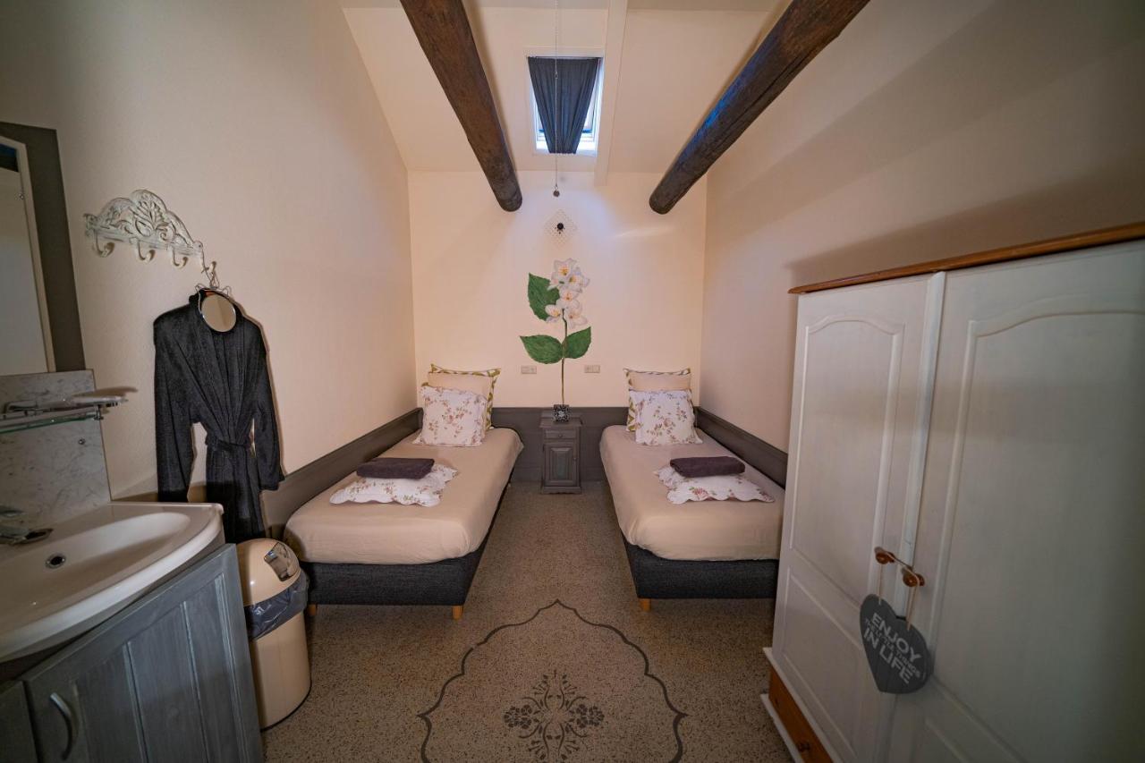 Maison d'hôtes Veldzicht à Winkel Extérieur photo